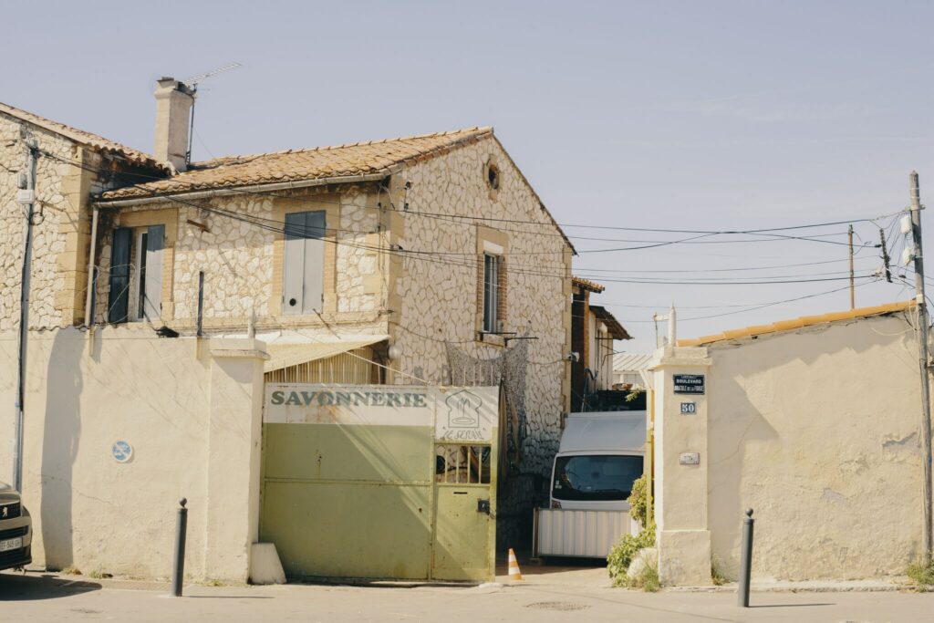 La façade de la Savonnerie du Sérail